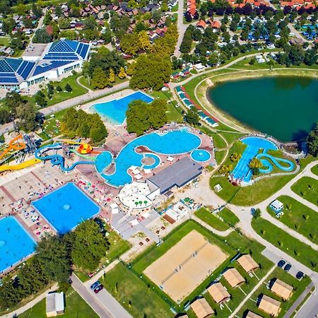 Mediteran Travel Mobile Homes In Camping Terme Catez Brežice Exterior foto