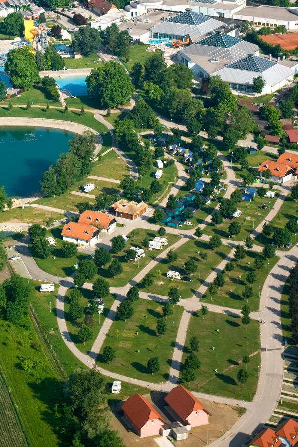 Mediteran Travel Mobile Homes In Camping Terme Catez Brežice Exterior foto